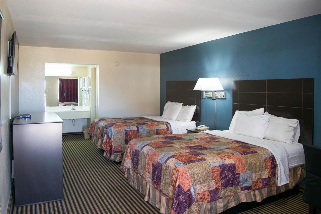 Countryside Inn Kaufman 외부 사진