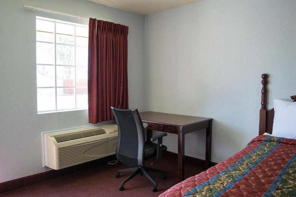 Countryside Inn Kaufman 외부 사진